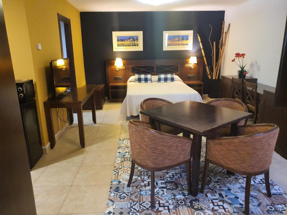 Hotel Masia El Molinete Mora de Rubielos Ngoại thất bức ảnh